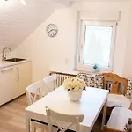 Domblick-herkenrath Apartment