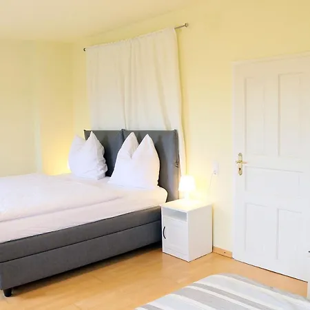 Domblick-herkenrath Apartment *