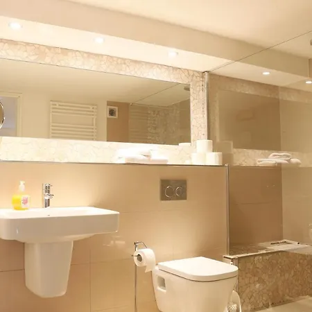 Appartement Domblick-herkenrath *