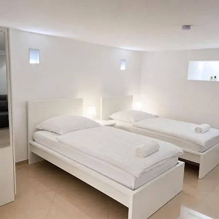 Domblick-herkenrath Apartment
